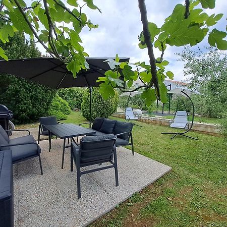 Greta Apartman Vrbnik Kültér fotó