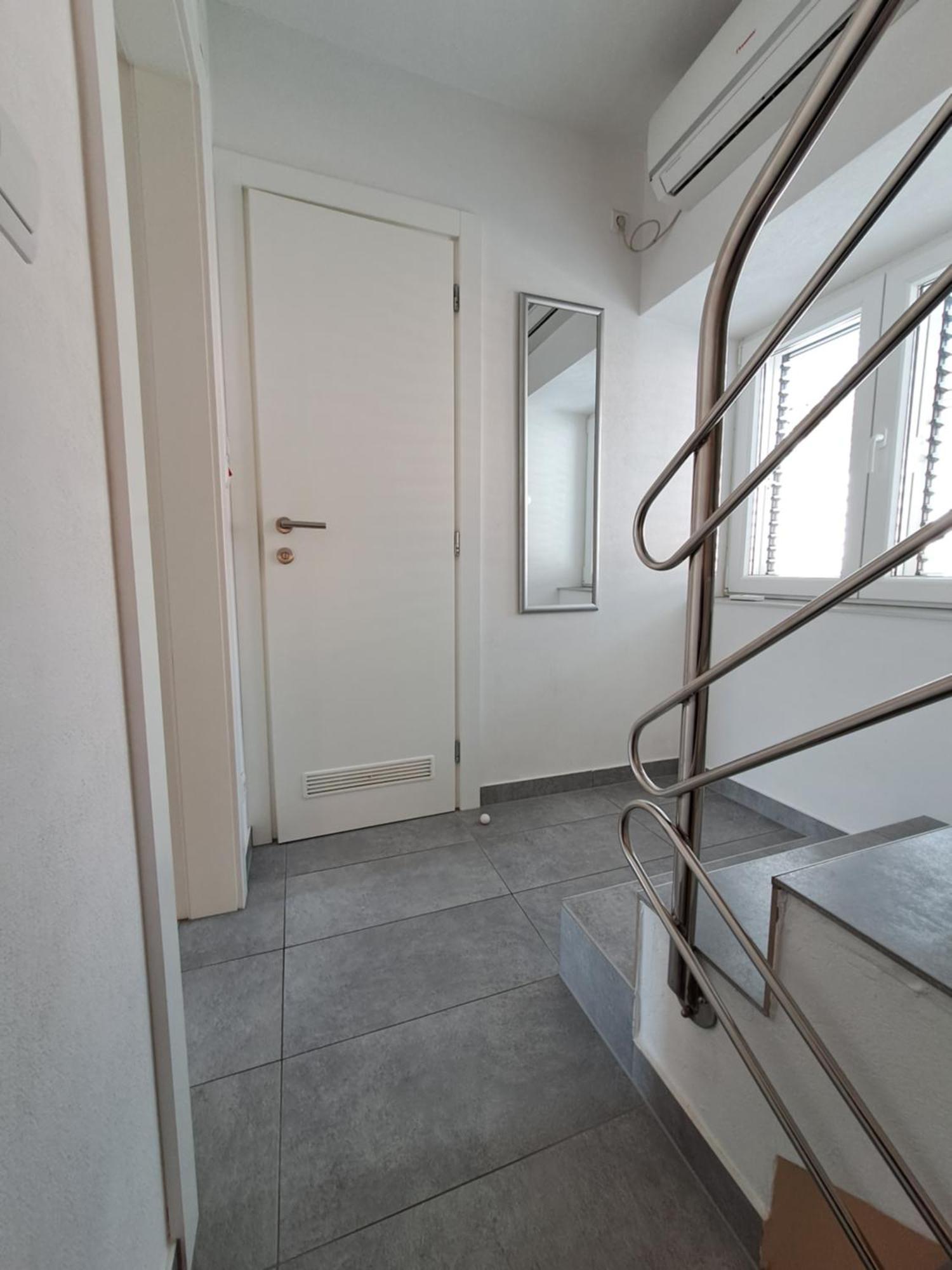 Greta Apartman Vrbnik Kültér fotó