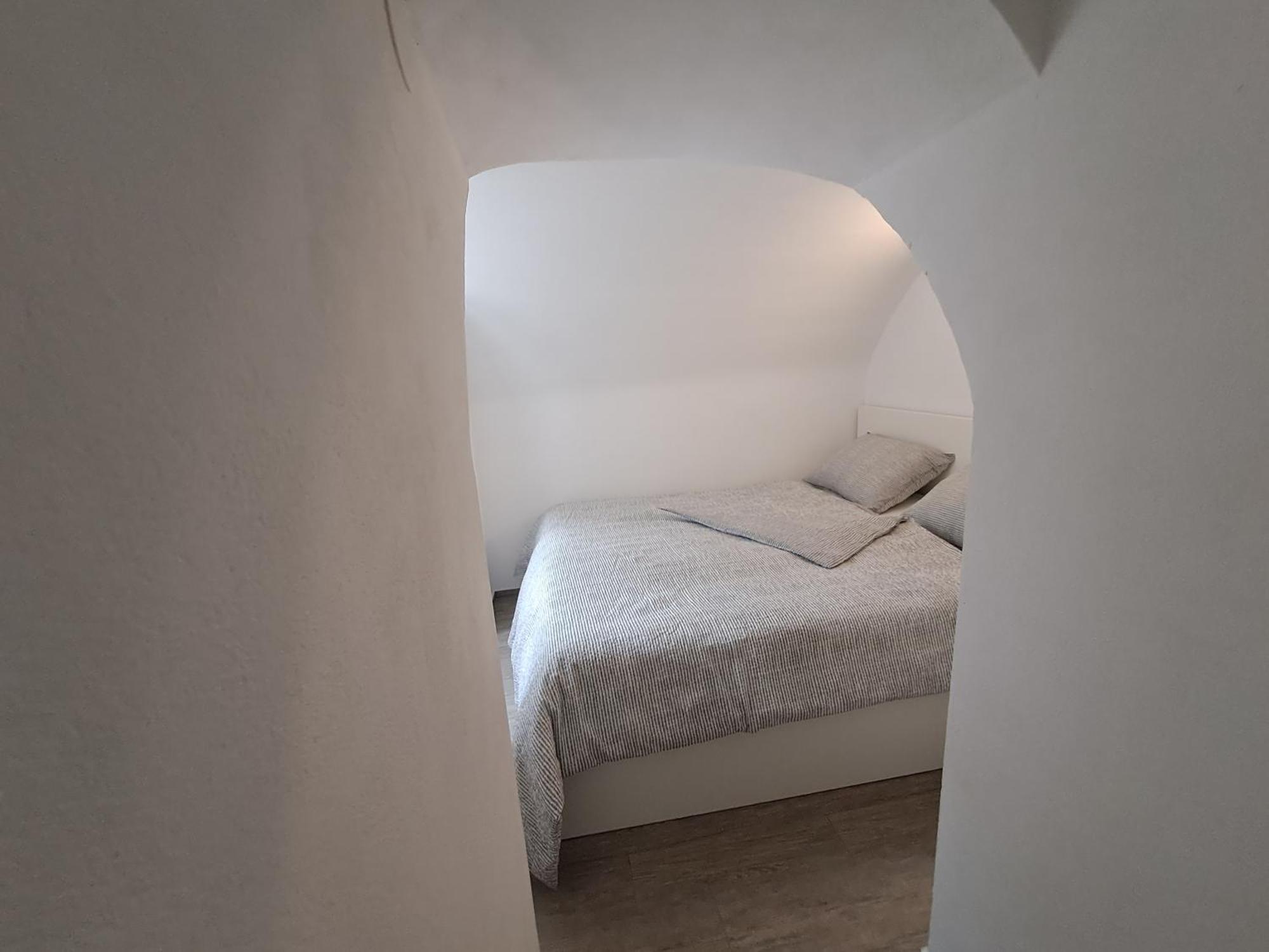 Greta Apartman Vrbnik Kültér fotó